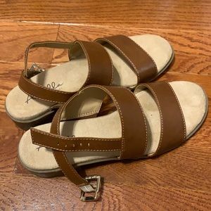 Brown open-toed sandals